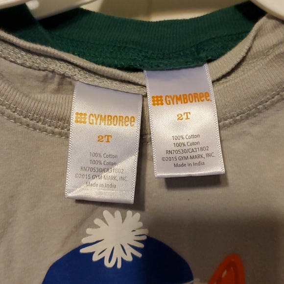 2 Gymboree long-sleeved shirts - Picture 3 of 3